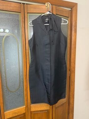 Sleeveless Black  Dress - Classic Professional Style from B. MOSS EUC